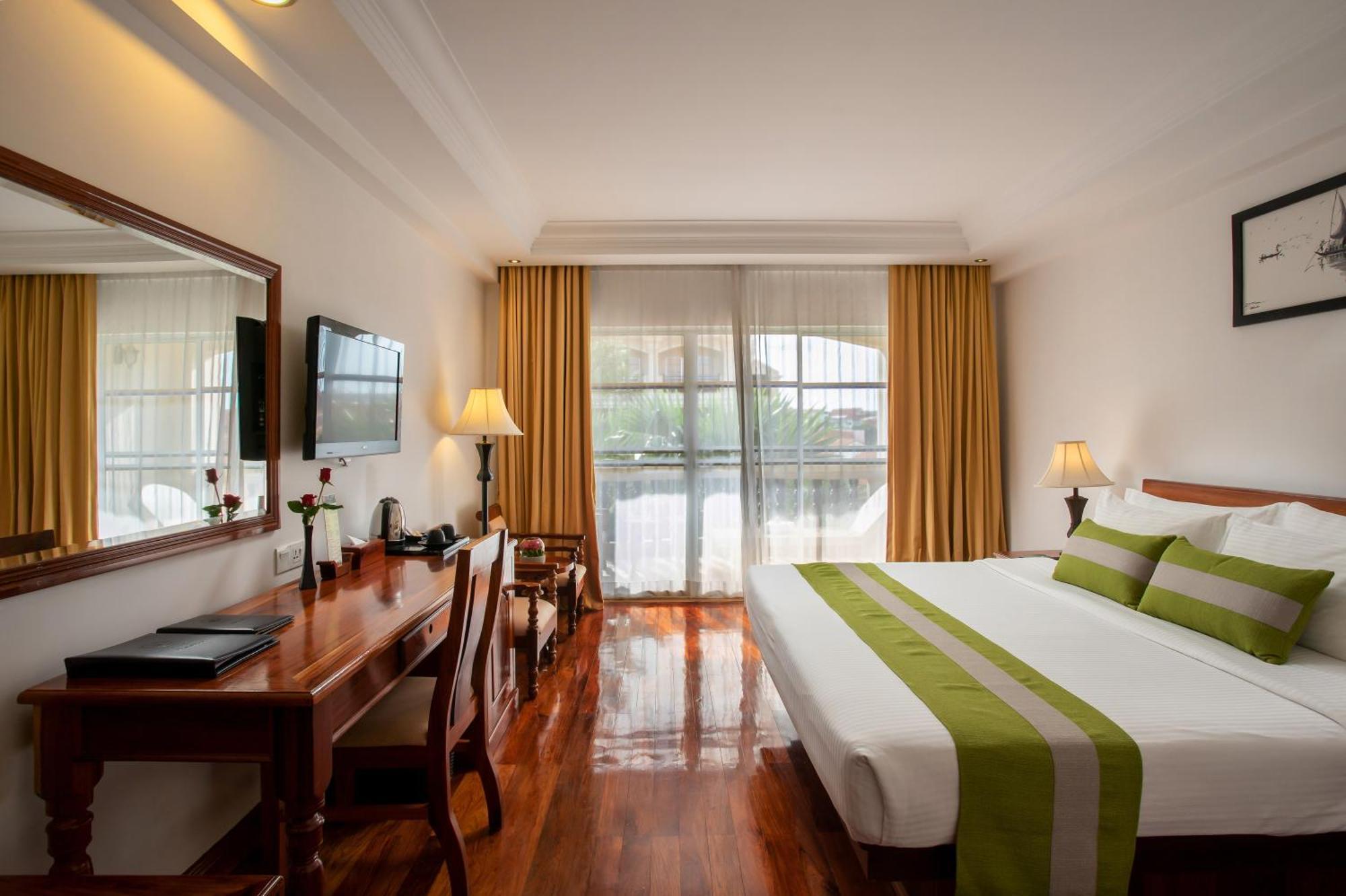 Hotel Somadevi Angkor Premium Ciudad de Siem Riep Exterior foto