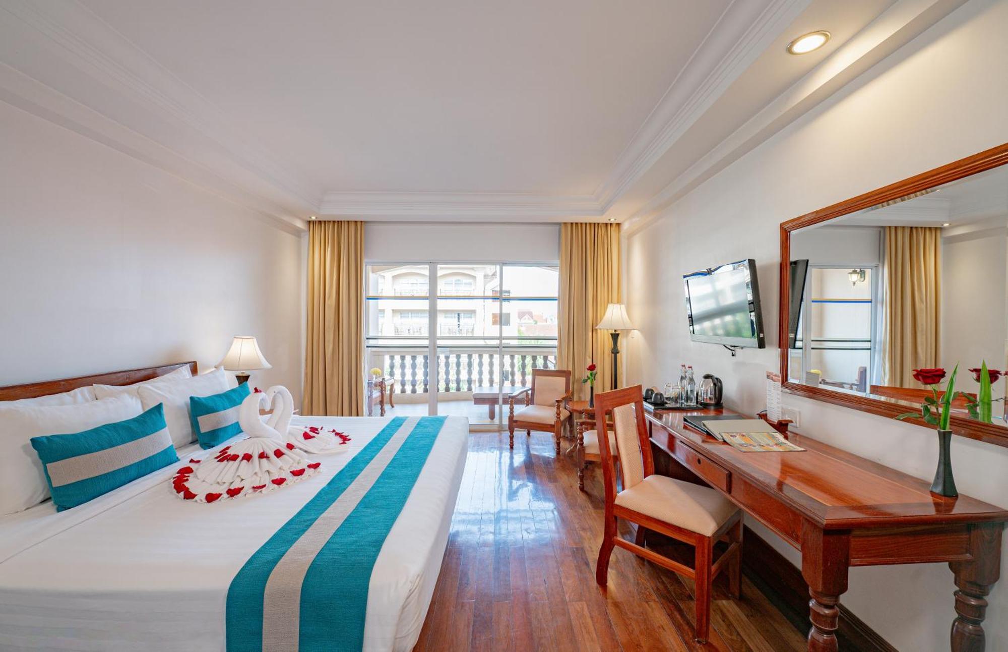 Hotel Somadevi Angkor Premium Ciudad de Siem Riep Exterior foto